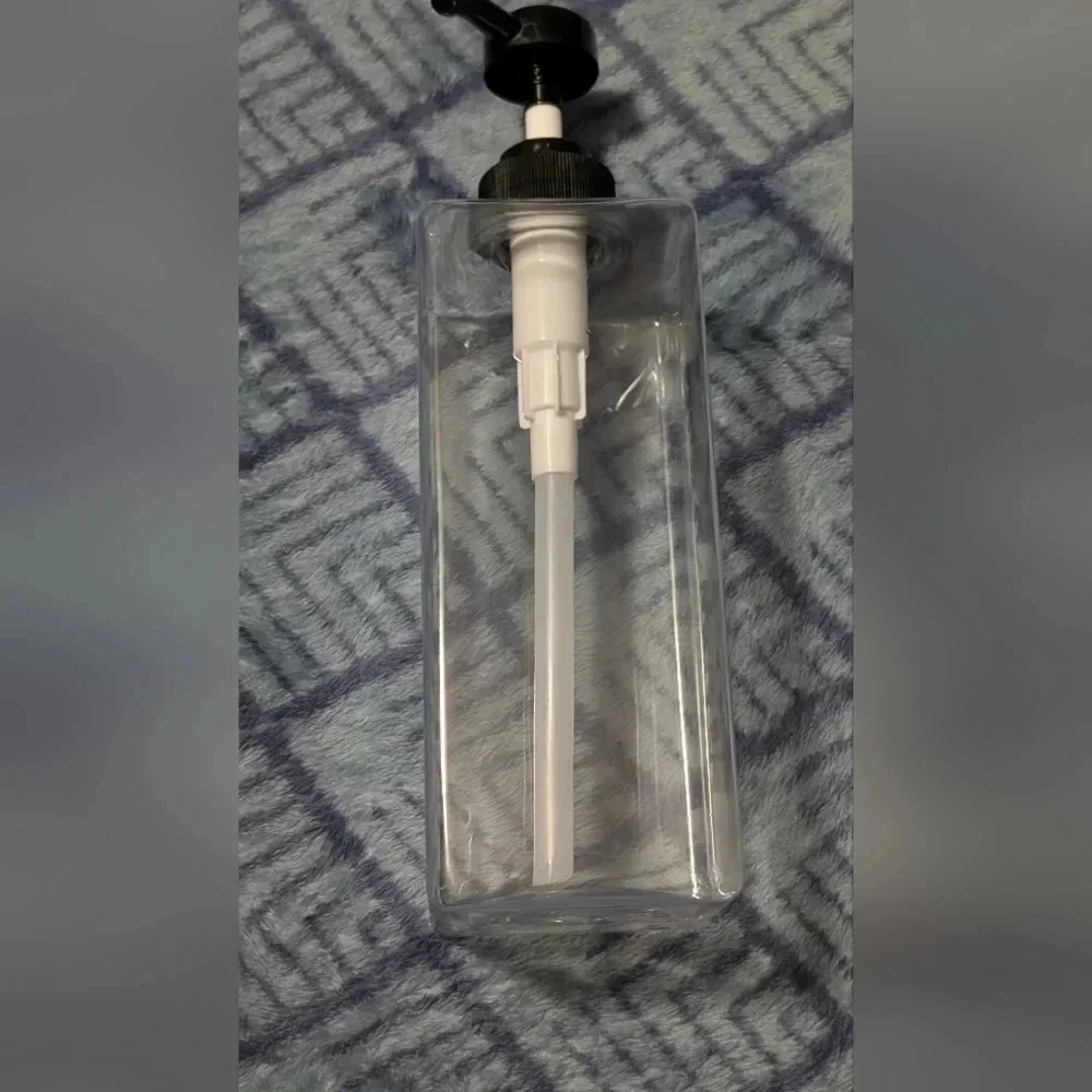 Refillable Body Wash Bottle (Clear 21oz) (New)